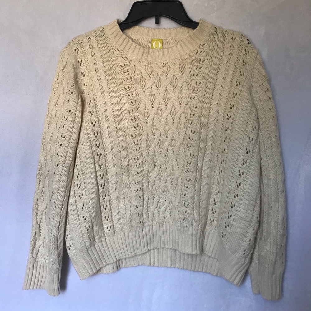 Q Mack beige cable knit sweater
